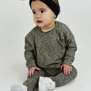 setje leopard sand